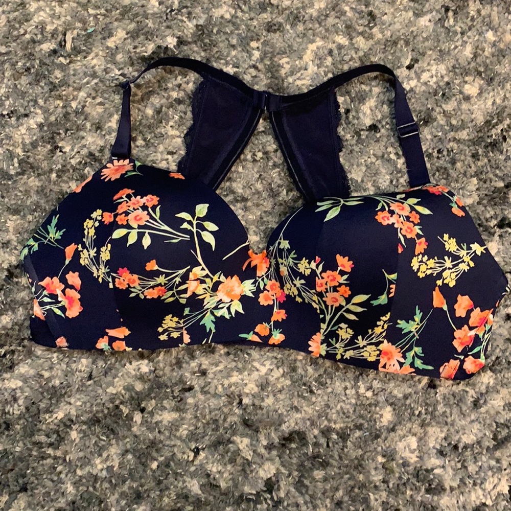 Cacique bra 42D